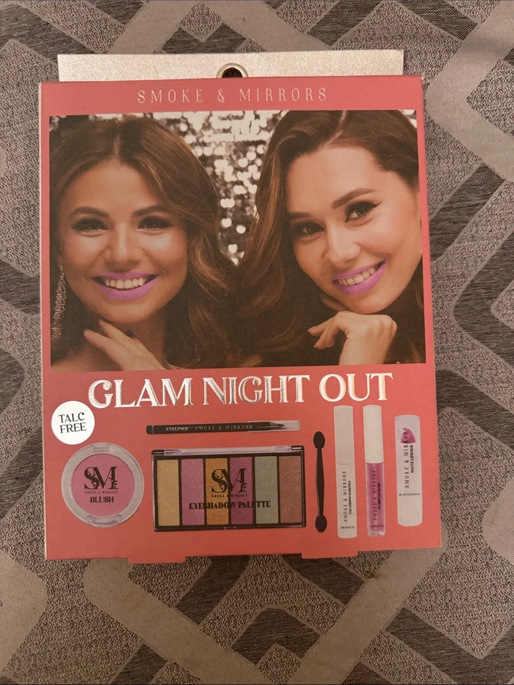 N/A glam night